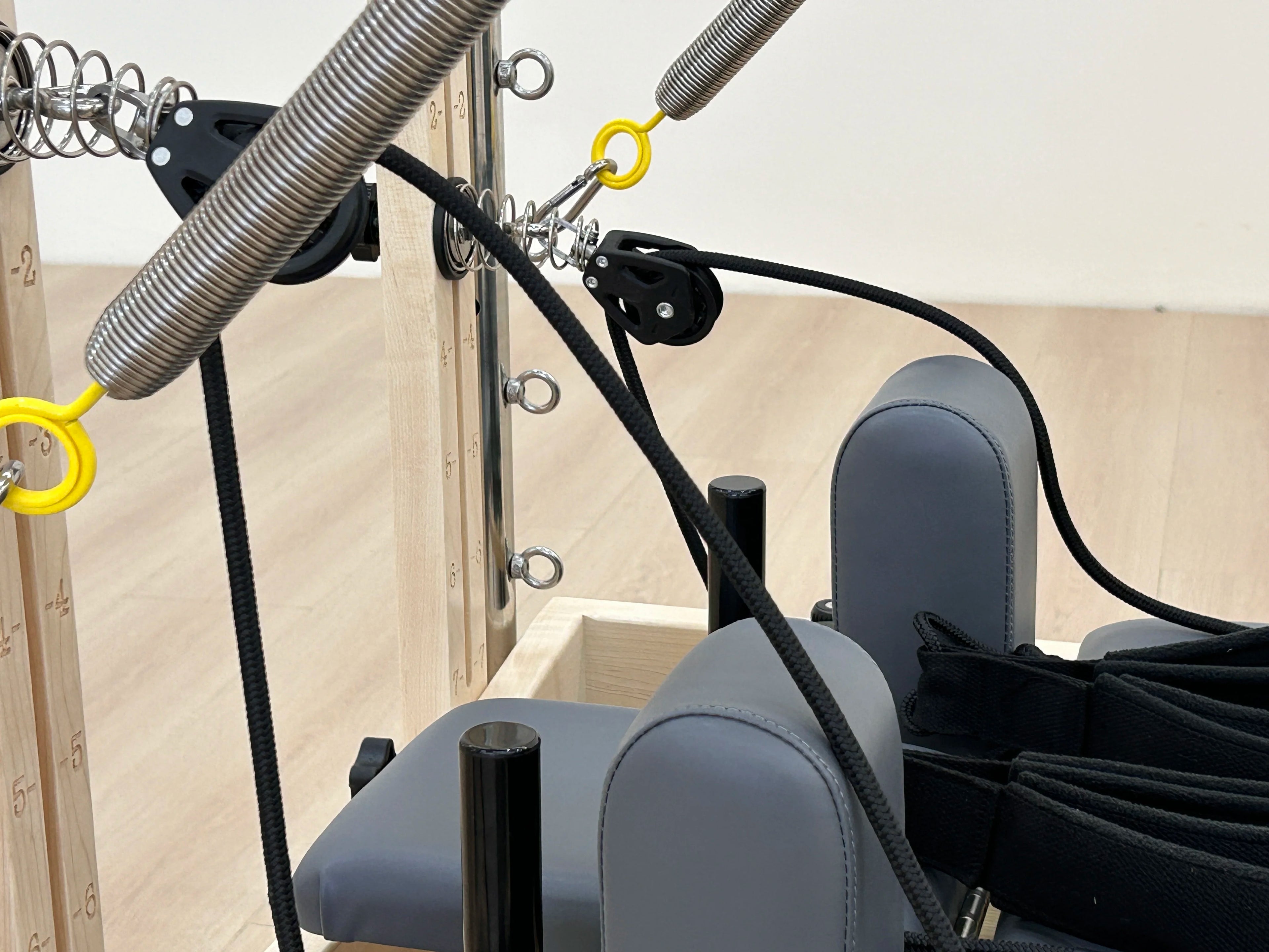 Maple Wood Half Tower Pilates Reformer Commercial Studio Equipment