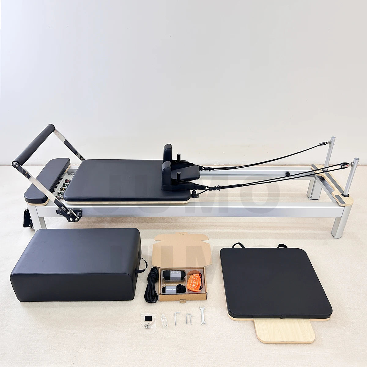 Aluminum Pilates Reformer SAW04 Commercial Grade 2540mm Silver