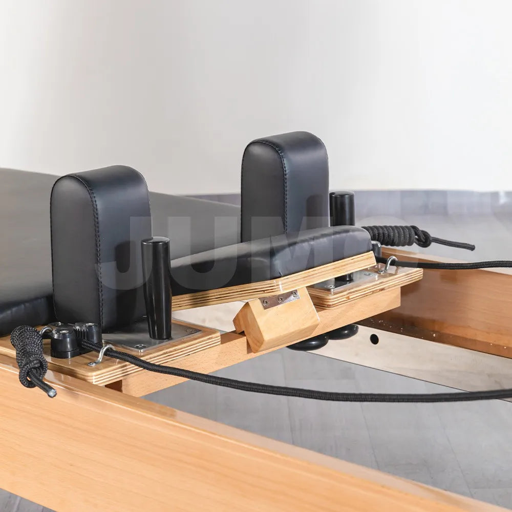 Customized Oak Wood Pilates Reformer Studio Training Machine Black