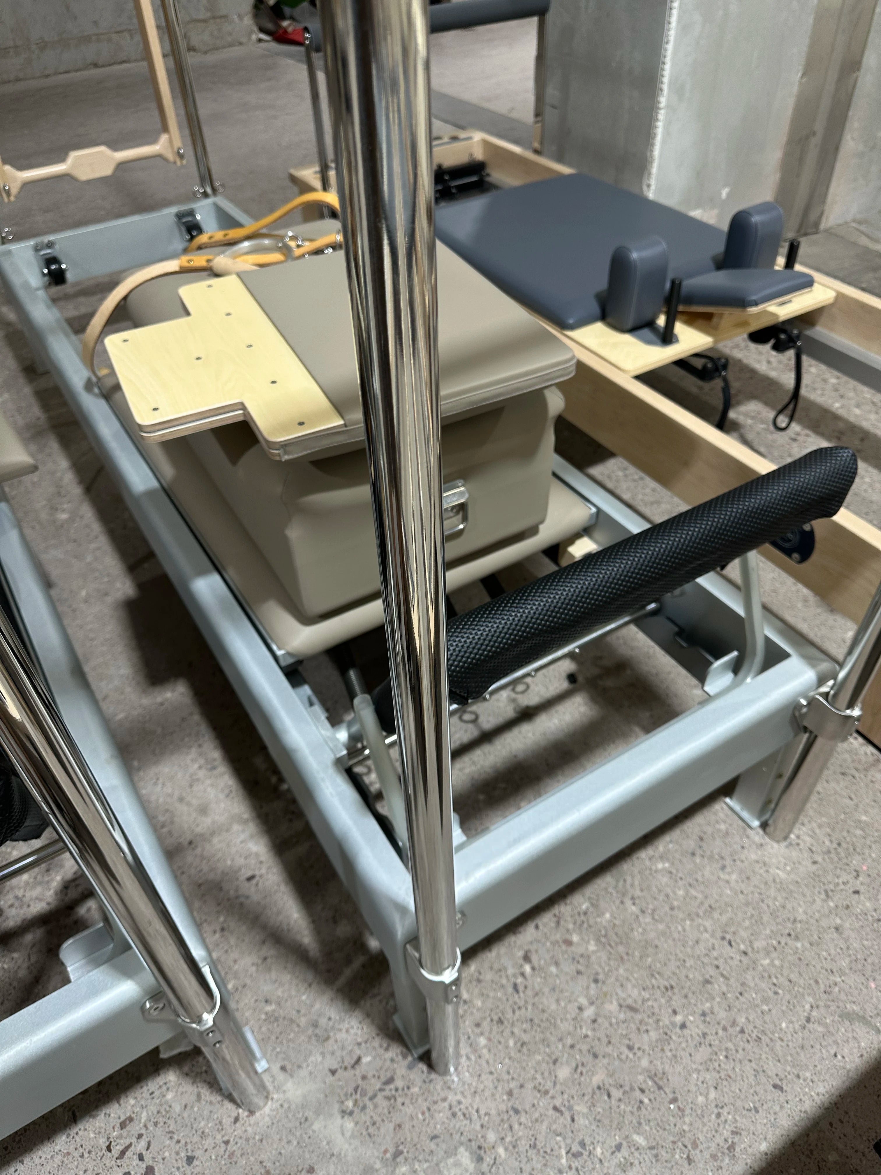 Classic Aluminum Pilates Cadillac Reformer Studio Training System