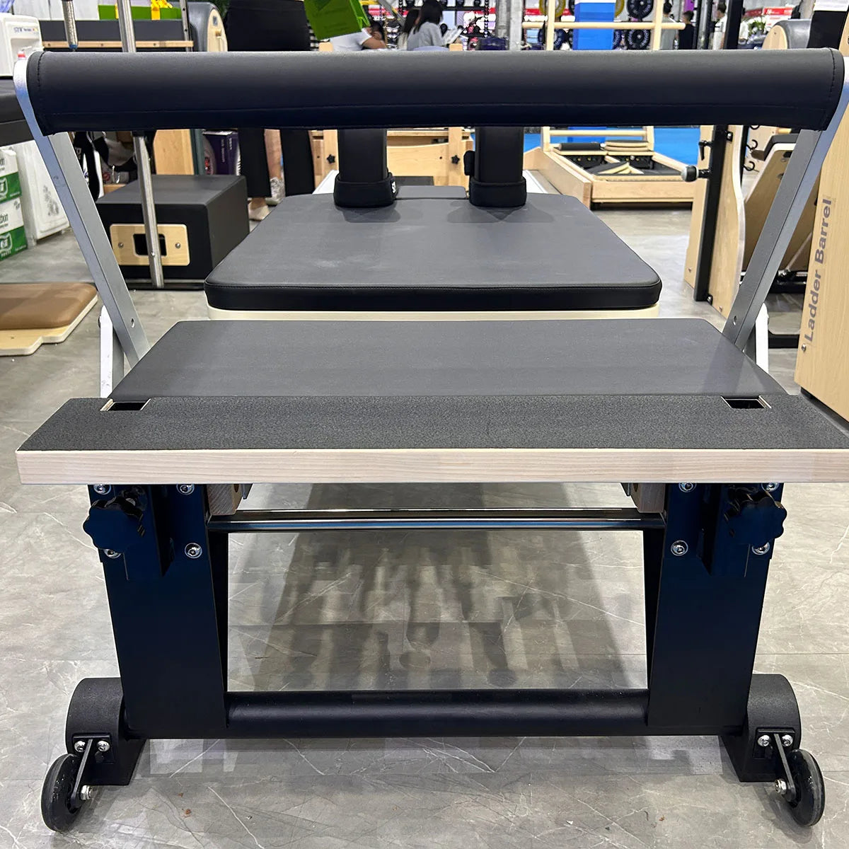 V2 Max Pilates Reformer Aluminium Studio Equipment Black