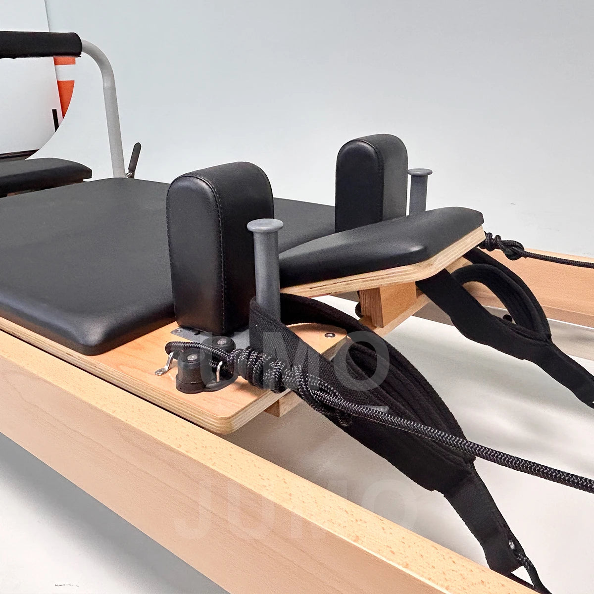 Professional Beech Wood Pilates Reformer Adjustable Footbar 2360mm