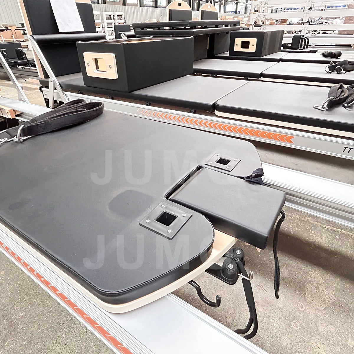 Adjustable Aluminum Pilates Reformer with Tower 236cm White