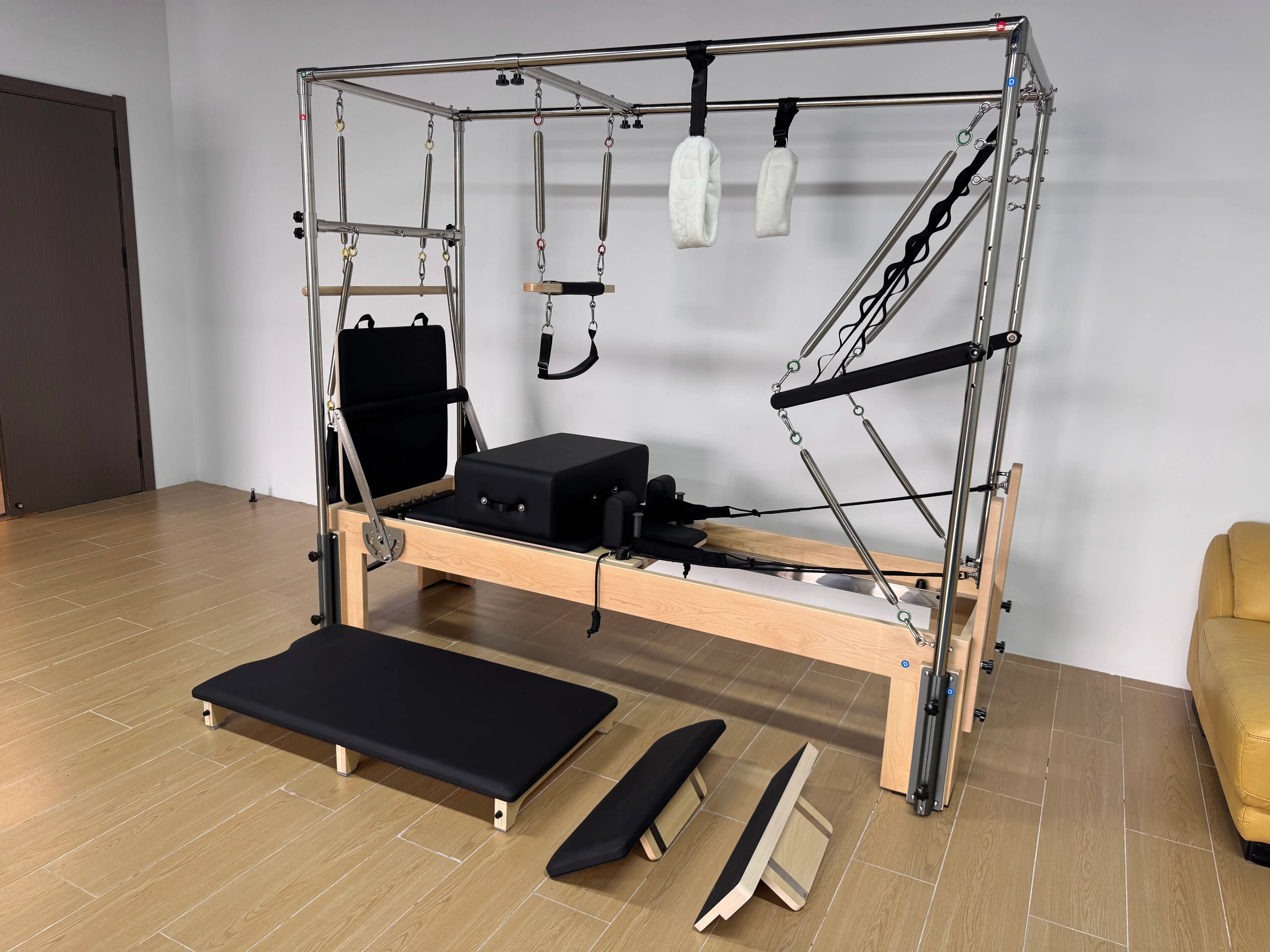 Professional Cadillac Reformer Pilates Maple Wood 89.8in