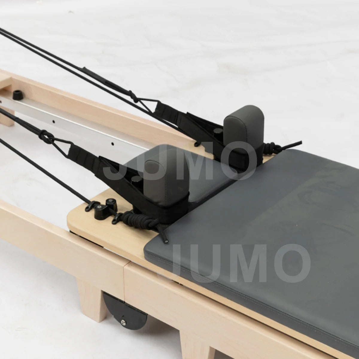 JUMO Foldable Maple Wood Pilates Reformer Studio Equipment