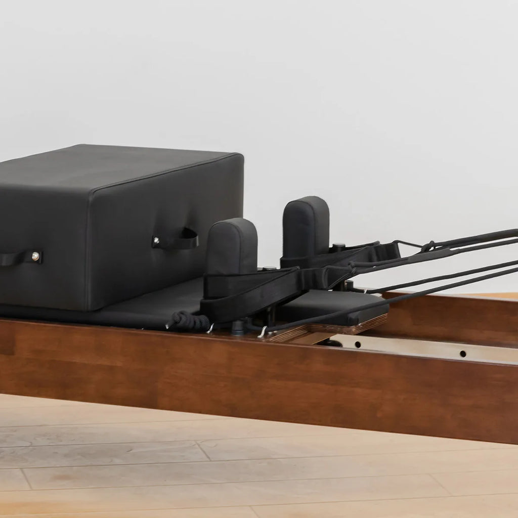 Walnut Wood Reformer Pilates Machine Professional Studio Bed