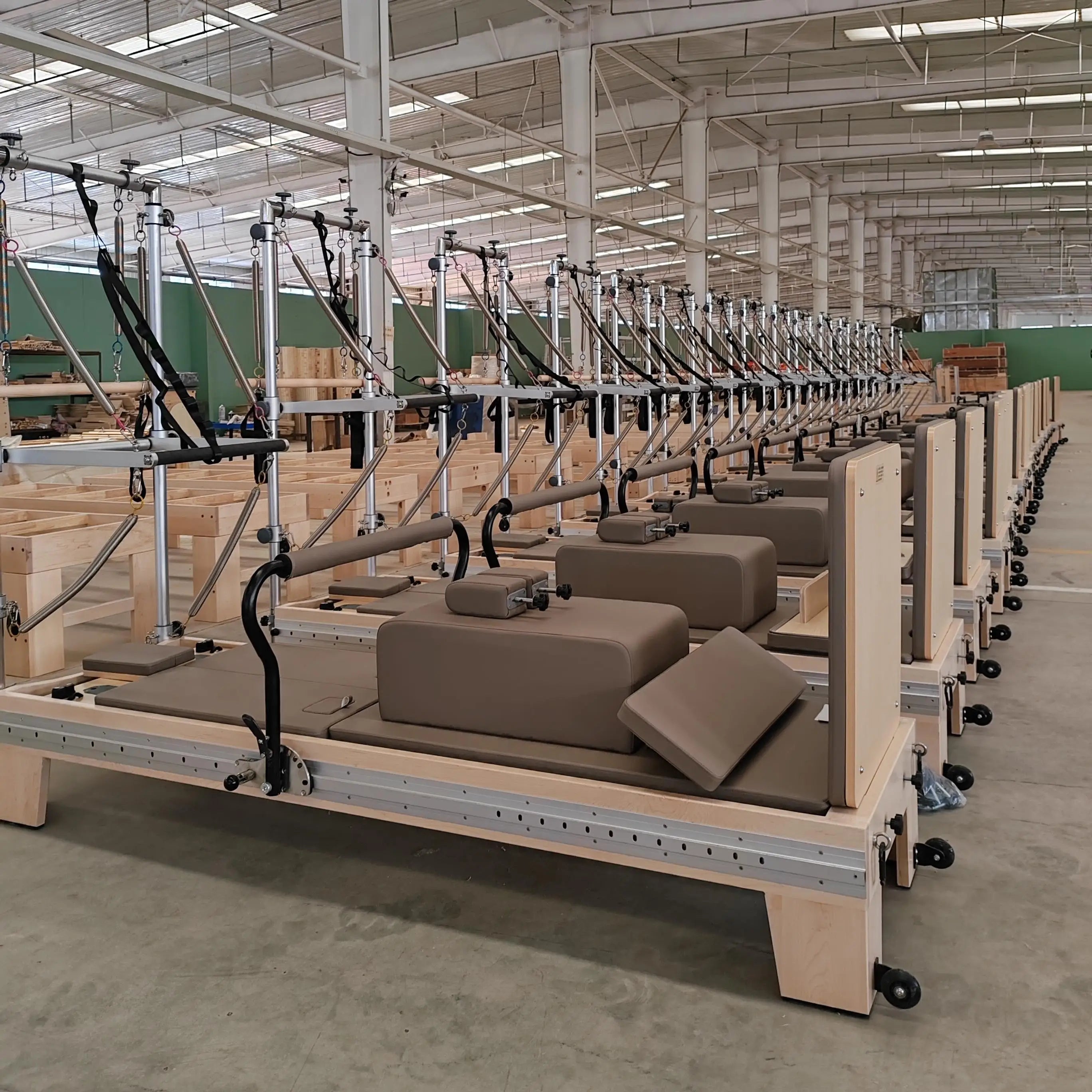 Professional Split Carriage Maple Wood Pilates Reformer Tower