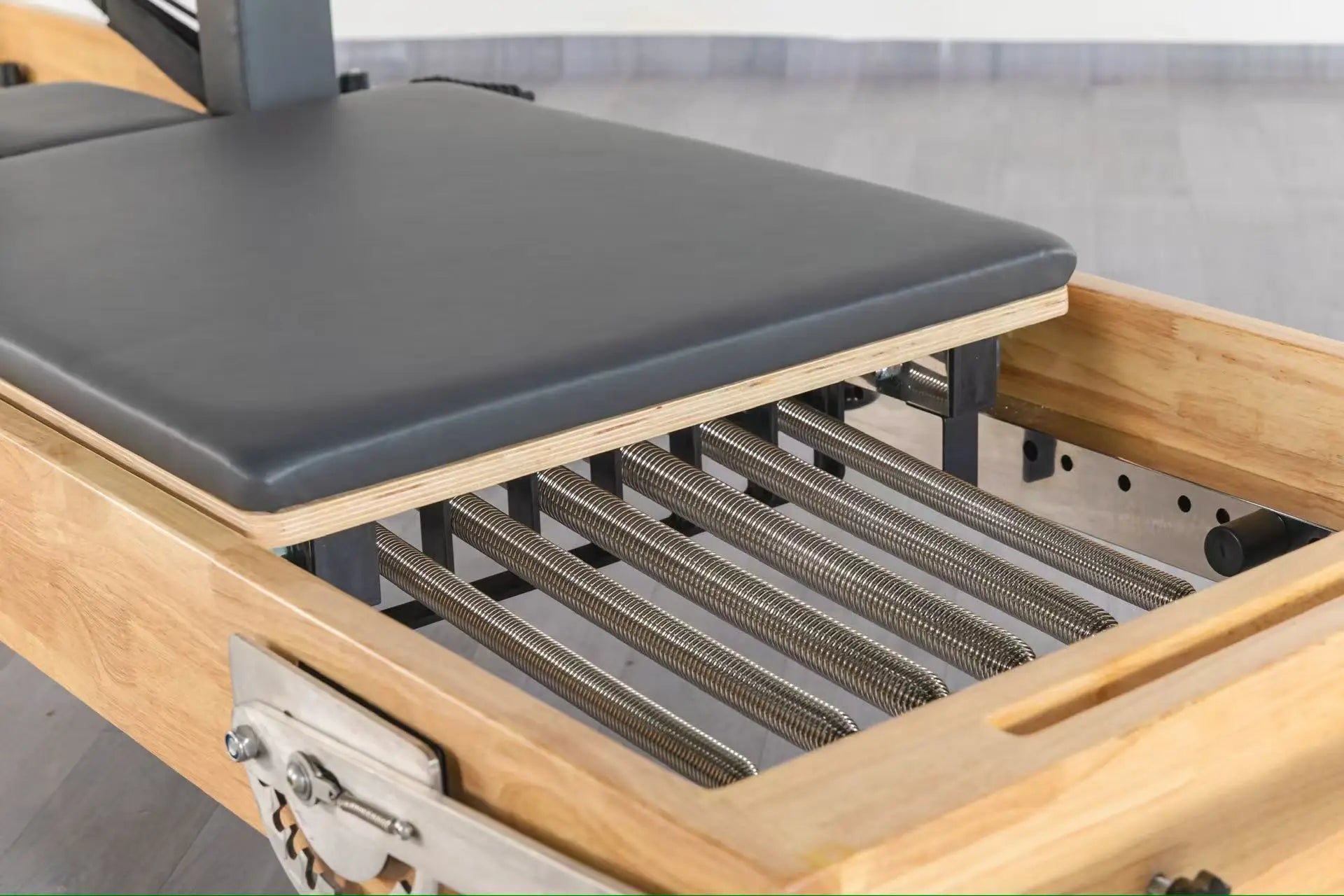 Beech Wood Pilates Reformer with Half Trapeze Gray