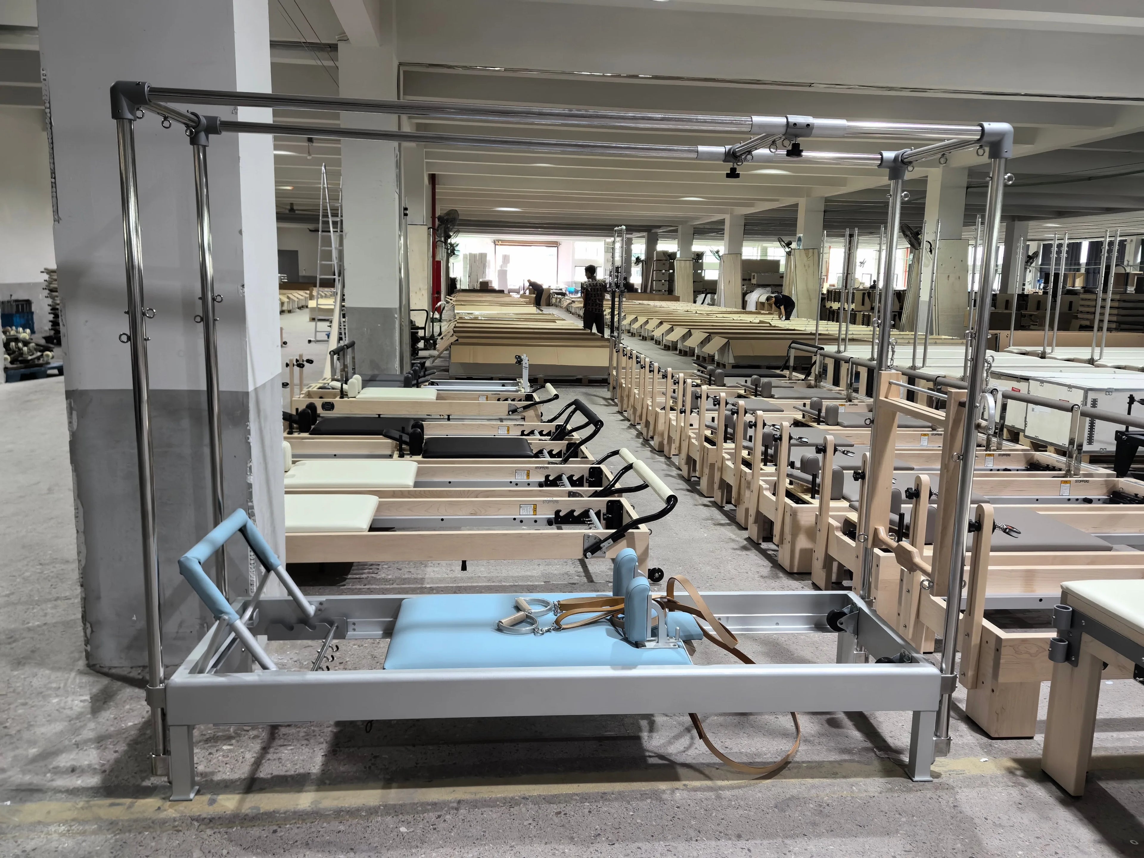 Classic Studio Cadillac Reformer 242cm Black