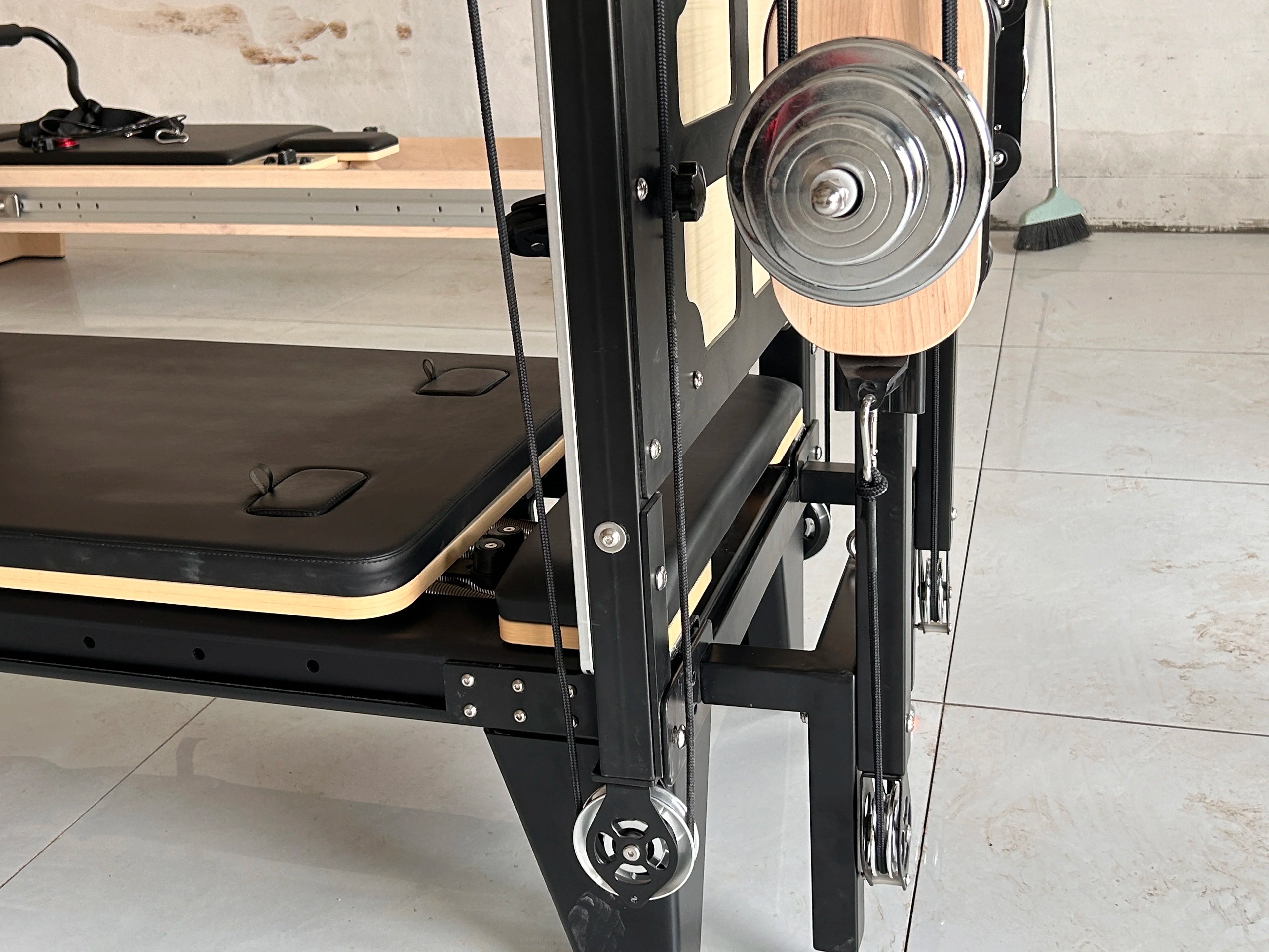 Commercial Pilates Reformer with Half Trapeze Tower