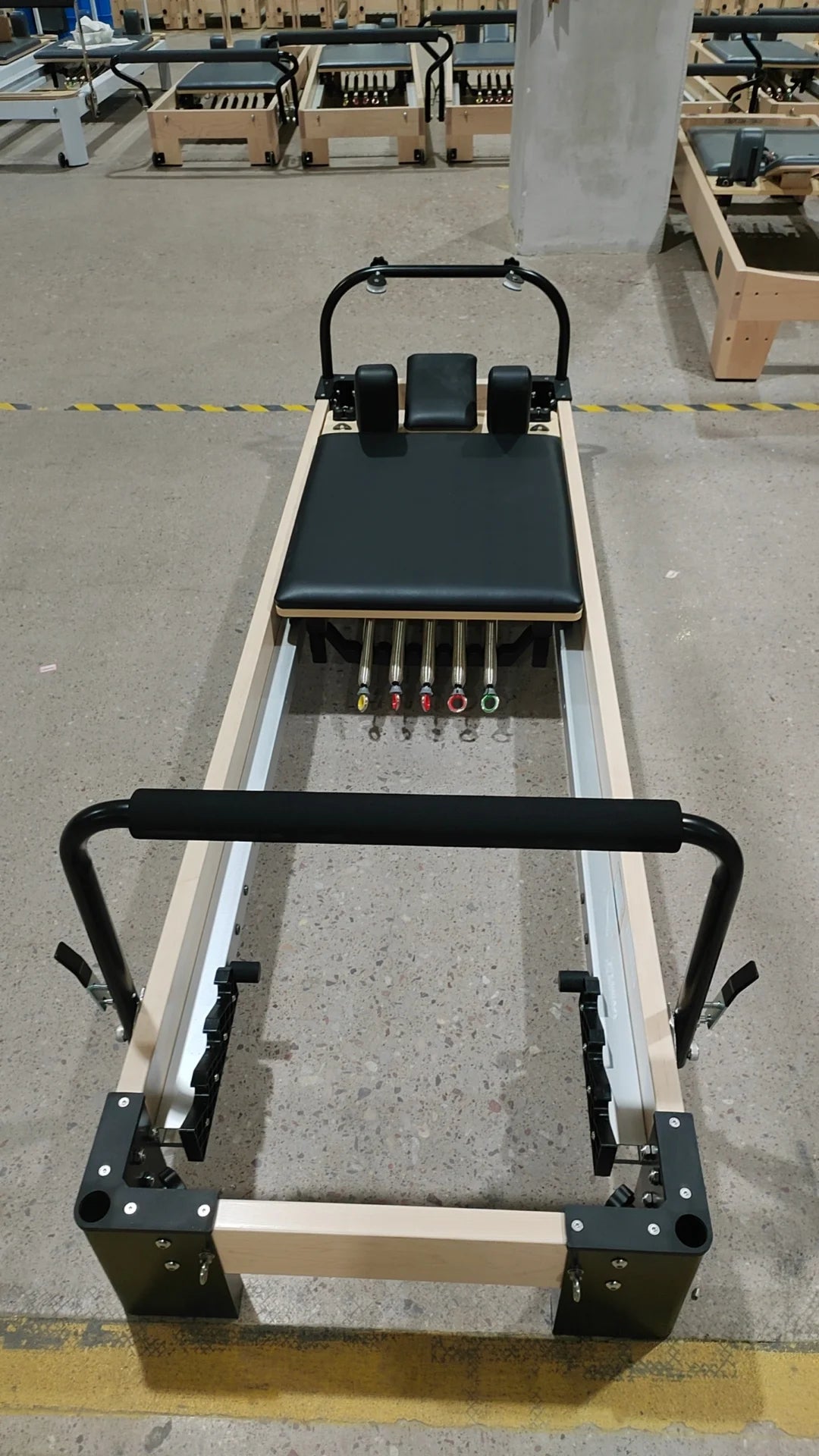 Maple Wood Pilates Reformer Studio Machine 232.5x69x73cm