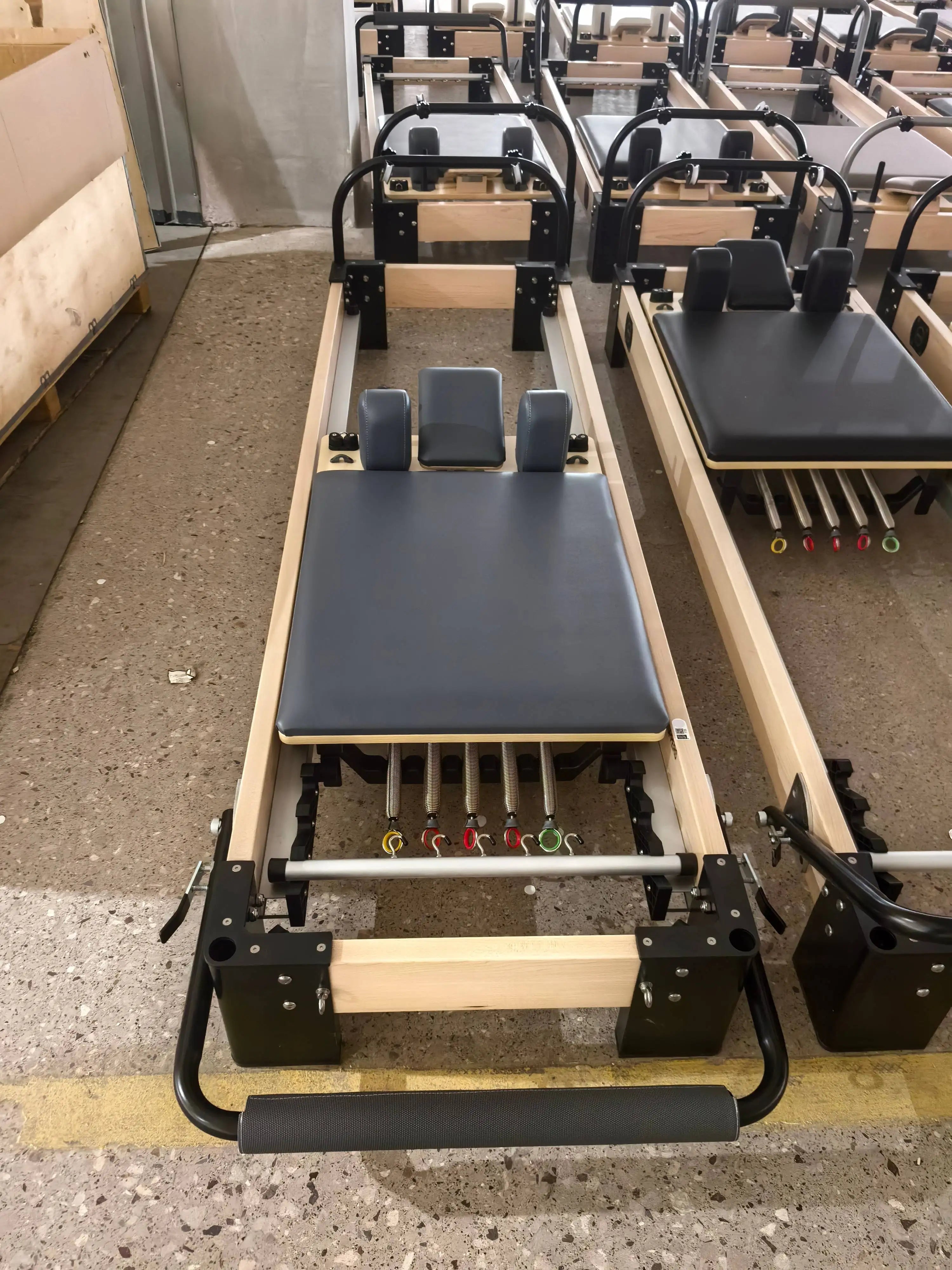 Maple Wood Pilates Reformer Studio Machine 232.5x69x73cm