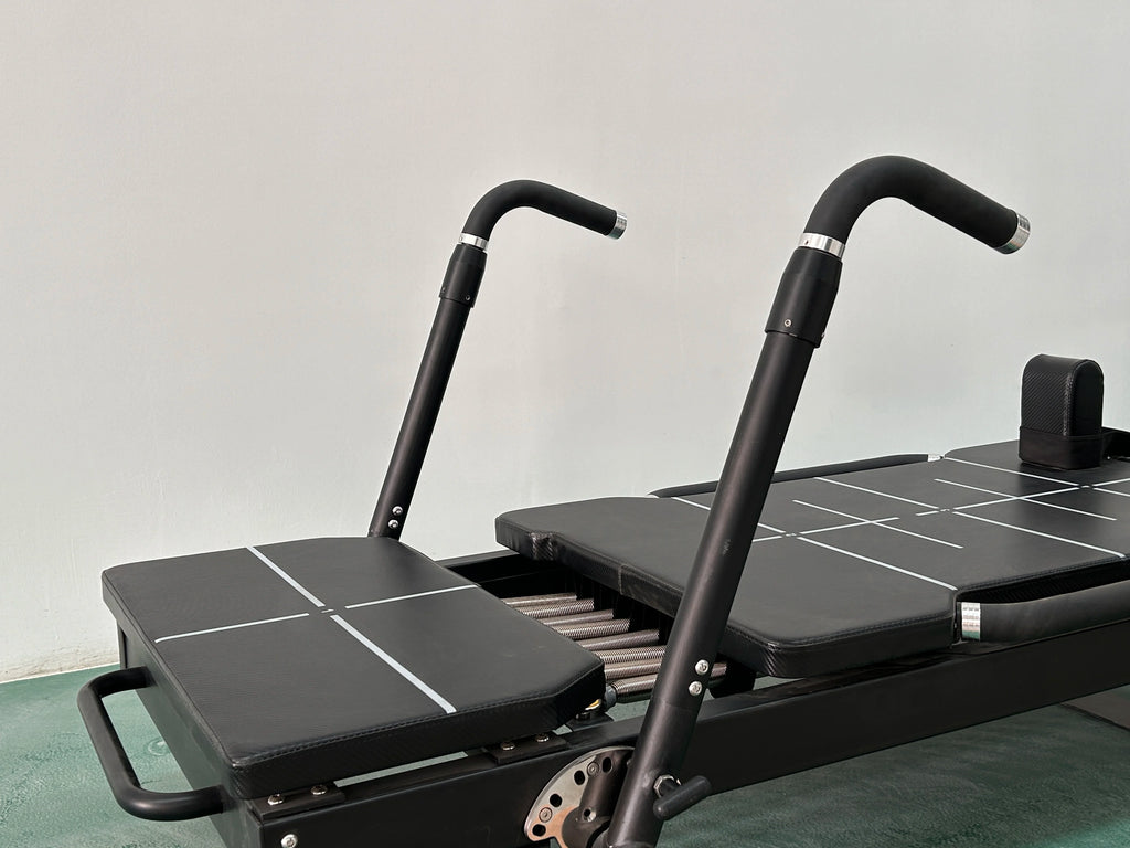 Commercial Aluminum Pilates Reformer Machine 3260mm Black