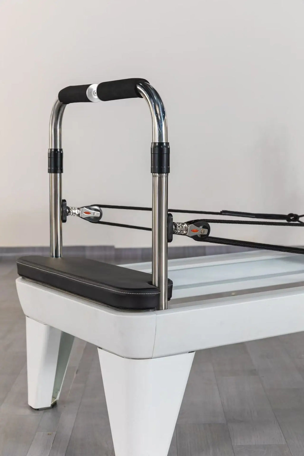 Professional Aluminum Pilates Reformer Bed with Jump Board Black