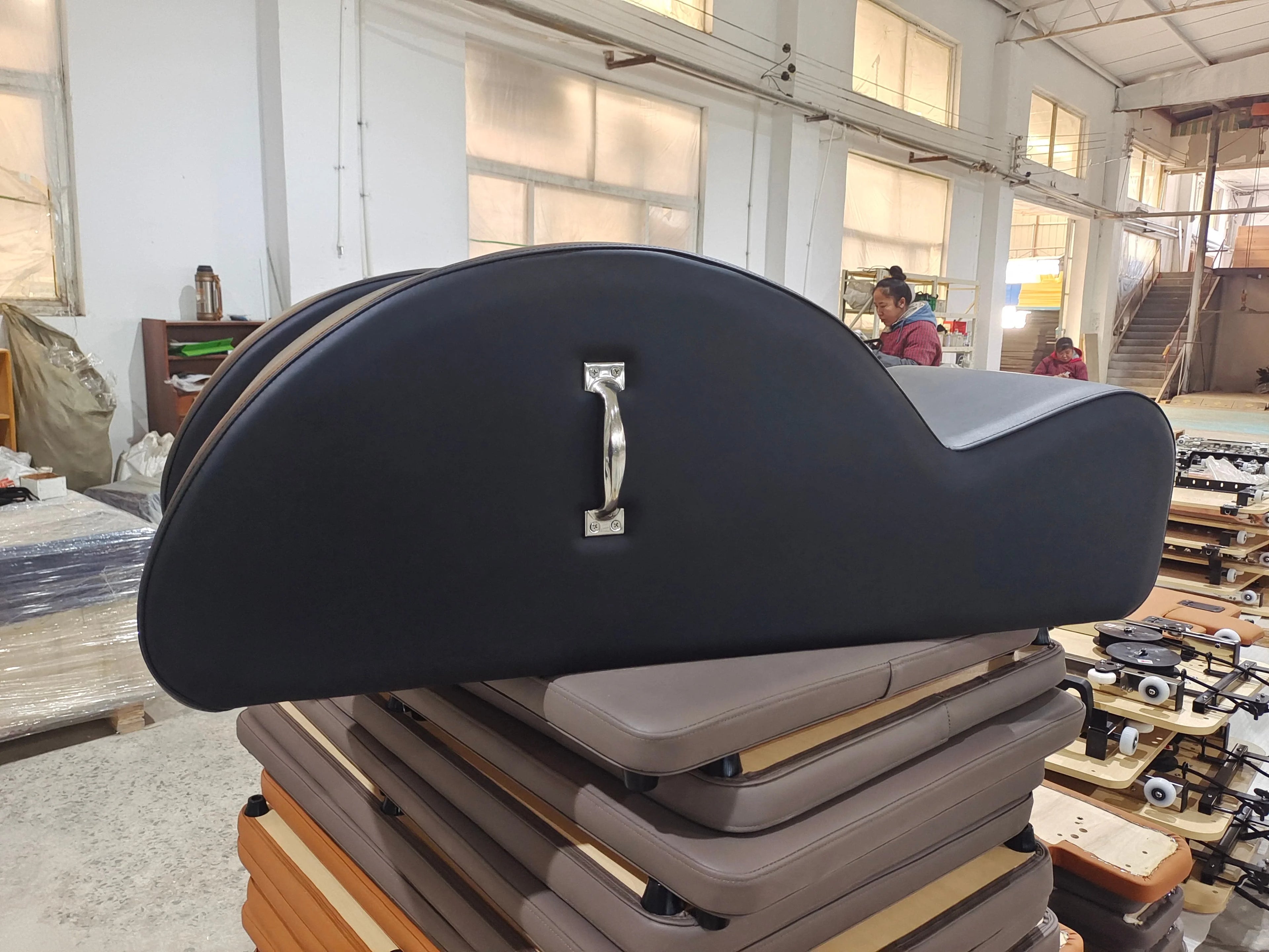 Classic Spine Corrector Commercial Pilates Equipment 92x43x32cm Black
