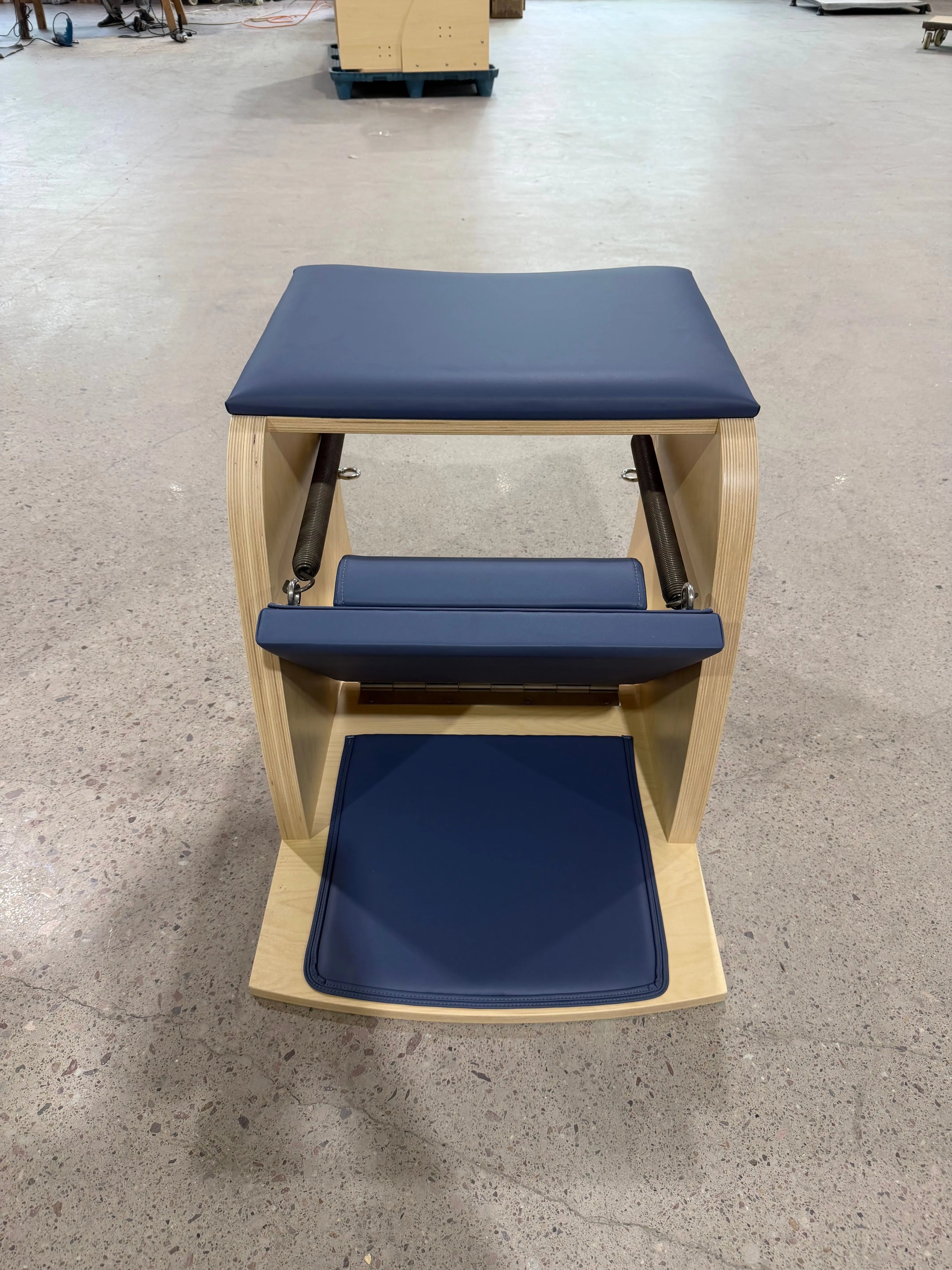 Adjustable Maple Wunda Chair Pilates Equipment Black 74x53x57cm