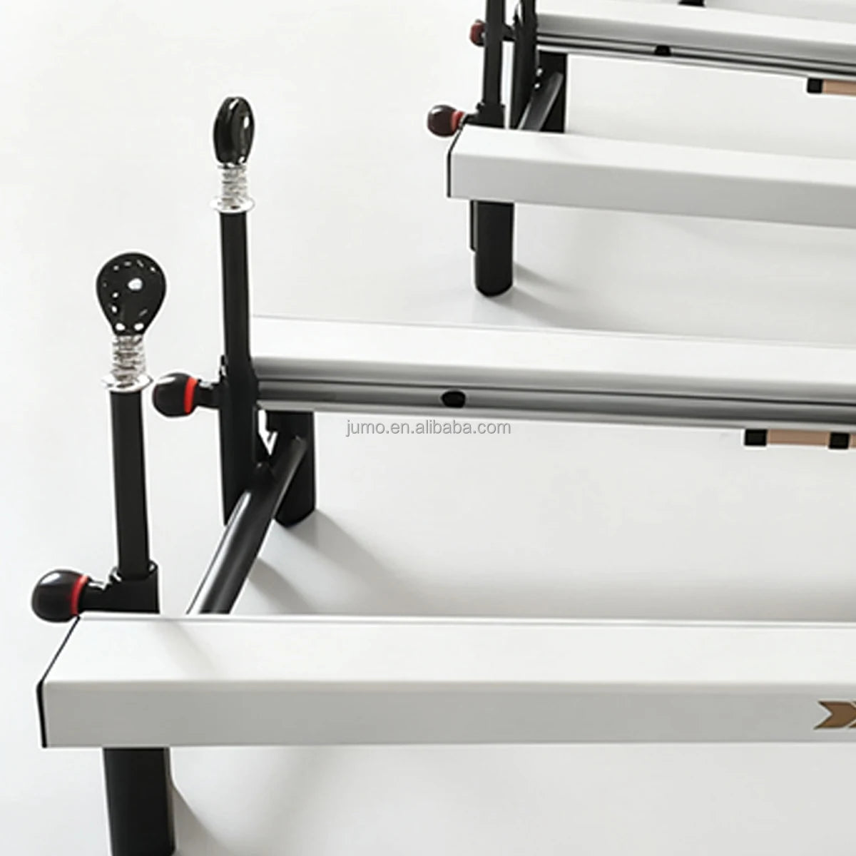 Aluminum Pilates Reformer Commercial Sliding Bed Black 2530mm