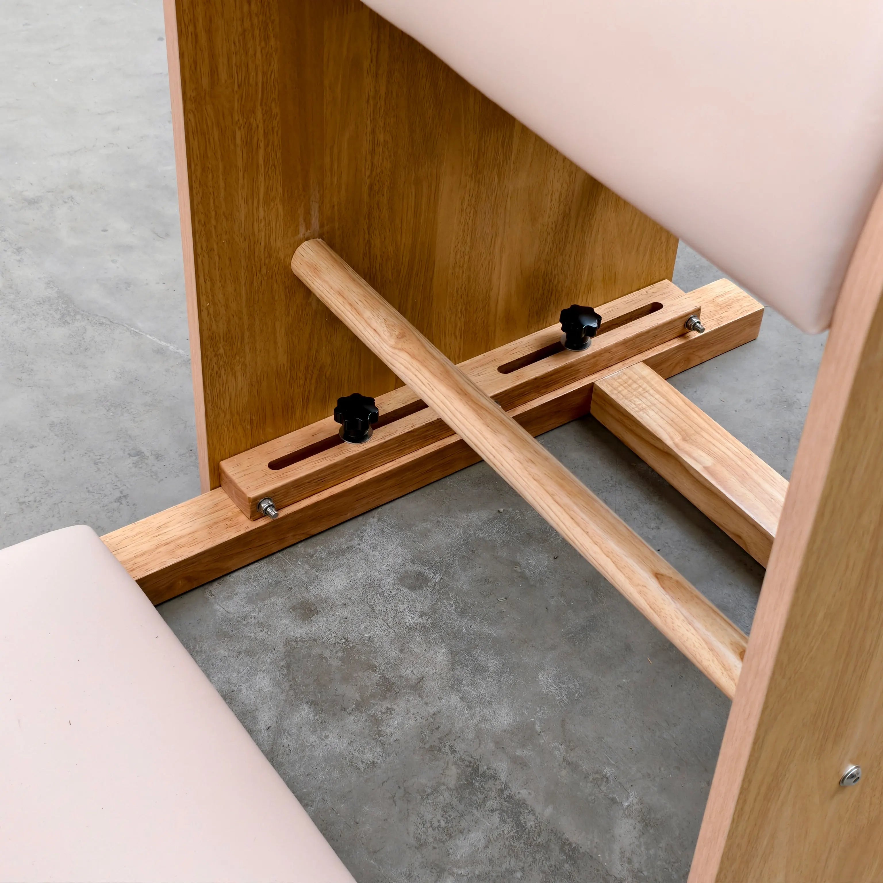 Adjustable Oak Pilates Ladder Barrel Studio Balance Training Equipment
