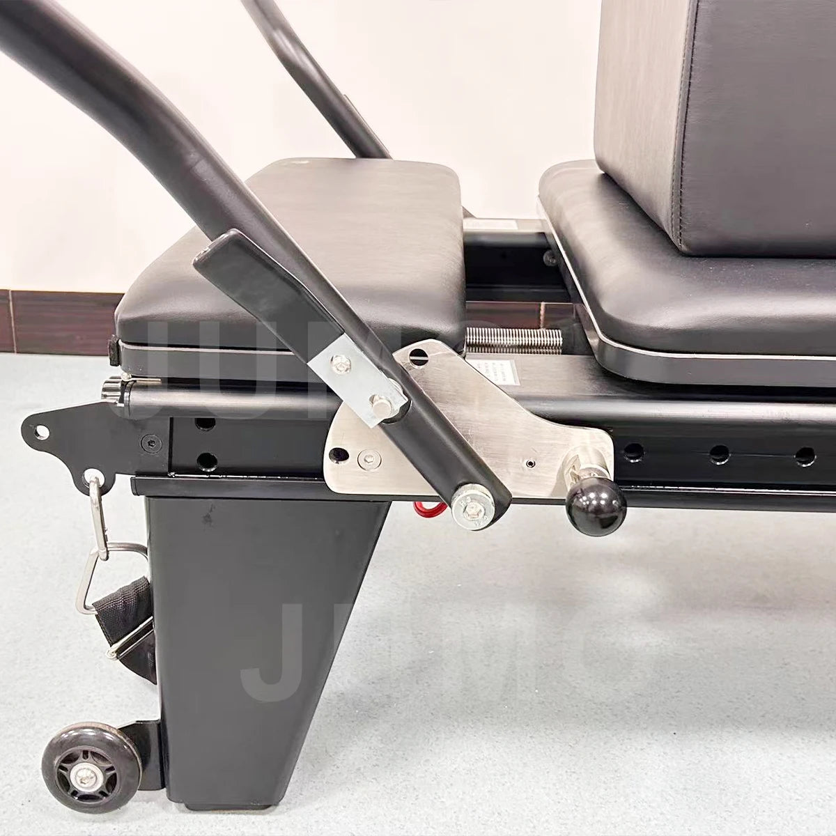 Professional Aluminum Pilates Reformer Bed with Smooth Carriage Black 2400mm