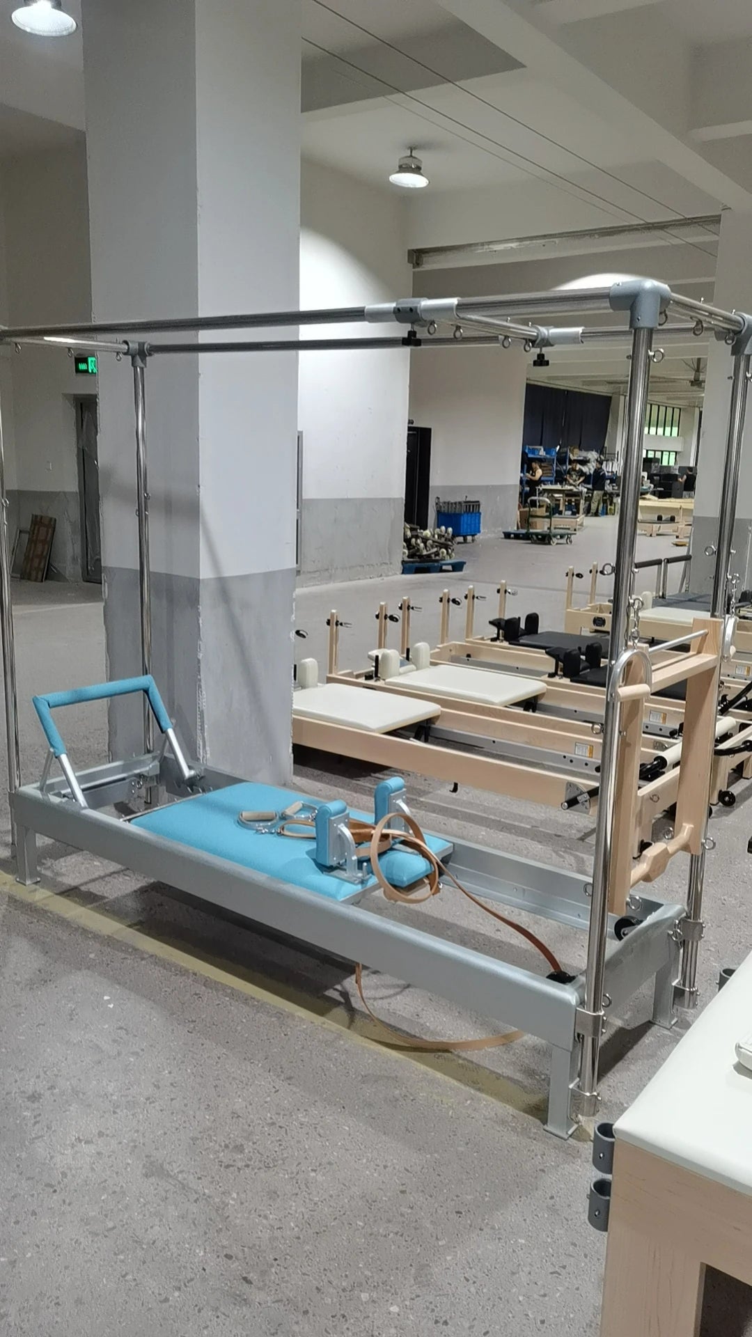 Classic Studio Cadillac Reformer 242cm Black