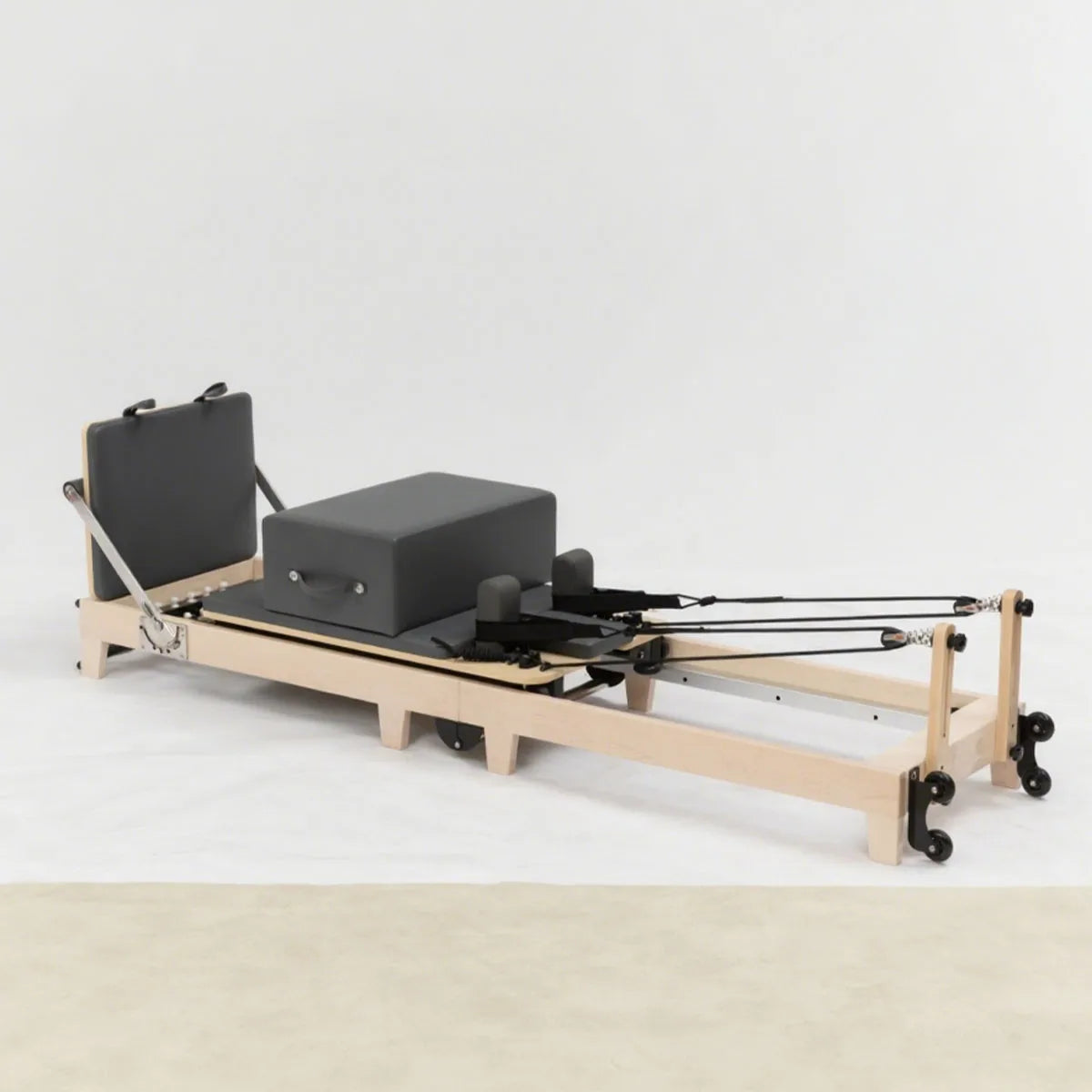 JUMO Foldable Maple Wood Pilates Reformer Studio Equipment